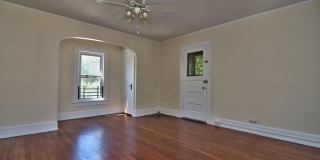 1515 Pine Street Gallery 20