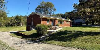 Newly Remodeled 3BR Basement Home | 2400 Sq Ft | 2-Car Garage | 424 Bridge View Knoxville 37914 Gallery 18