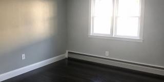 509 Burnside Avenue Gallery 7
