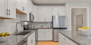 401 Emery Ln Unit 104 Gallery 4