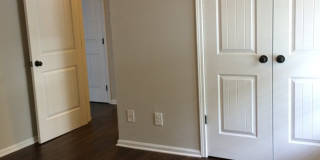 Essex Square Apartments Gallery 33