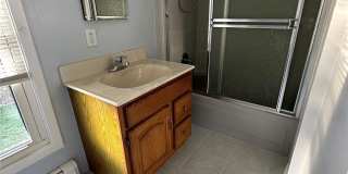 460 Bayview Avenue S Gallery 4