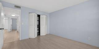 118 S Halifax Avenue Gallery 14