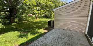 2 Bedroom, 1.5 Bath Townhouse Gallery 16