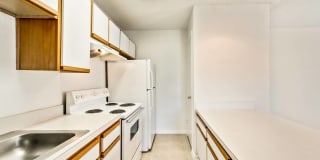 Addison Apartments at the Park Gallery 13