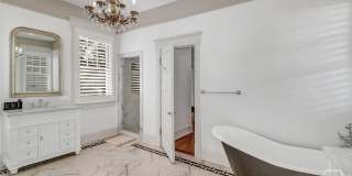 602 E Victory Drive Gallery 24