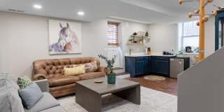 Beautifully Updated House - Awesome Montford Location Gallery 26