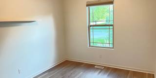 Move-in special offer!!! Spacious home in super nice neighborhood in Northwest Omaha in Elkhorn School District for under $3,000 Gallery 31