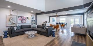 The Artisan Luxury Apartment Gallery 17