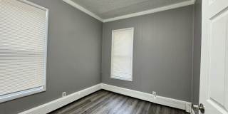 1102 E Main Street unit: 1 1102 E Main Street unit: 1 Gallery 14