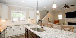 595 E L Ives Drive Gallery 16