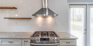 1660 White Oak Way Gallery 15