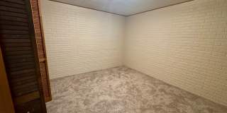 Beautiful walk-out house in SOUTH Lincoln Gallery 18