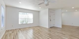 206 16th Street Gallery 8