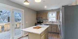 Renovated 3 bed/2 bath just minutes from Downtown!! Gallery 1