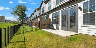 Caliza at the Loop Gallery 15