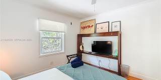 1419 NE 4th Ct Gallery 31