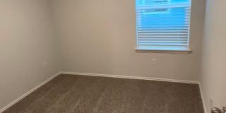 Highly Sought after Yowell Ranch Home Gallery 8