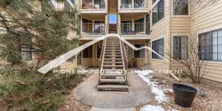 Gorgeous Condo with Washer/Dryer and Central AC Gallery 1