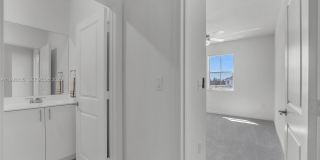 2425 SE 28TH DR Gallery 30