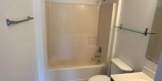 Beautiful 3/2 townhome Gallery 27
