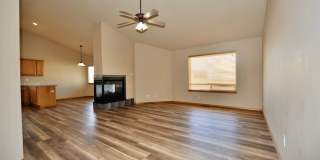 3 bed 2 bath rancher with office Gallery 10