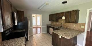 Lovely Bartlett Home In The Beautiful Bartlett Estates Subdivision! Interior Images Coming Soon! Backyard Is Fully Fenced! Pets Are Welcome With Owner's Approval, Fees Apply! Gallery 4