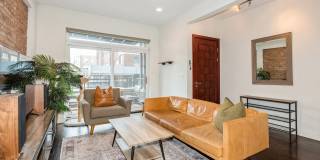 2322 W AUGUSTA Boulevard Gallery 2