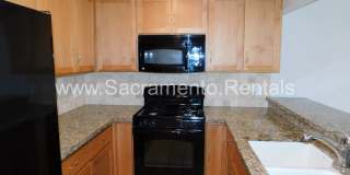 Wonderful Sierra Oaks 3bd/2ba Duplex with 2 Car Garage Gallery 15