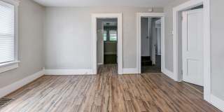 PRELEASING for AUGUST! Close to Campus; In-Unit Washer and Dryer Gallery 13