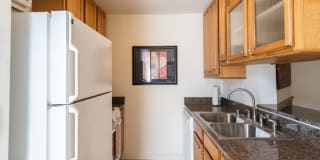 Clarington Apartments Gallery 16