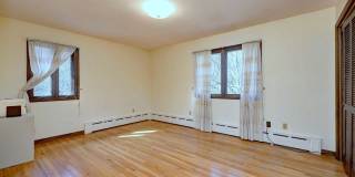 4565 Madison Avenue Gallery 14