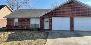 802  E Kara Gallery 1