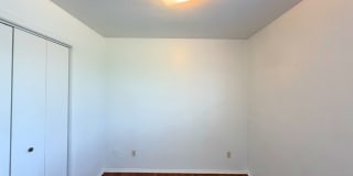 807 W Walnut Street Gallery 15