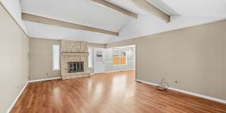 Charming 3 bed, 2 bath home in desirable Indian Springs area Gallery 7