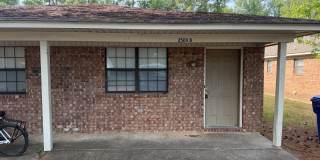 2 Bed 1 Bath Duplex Gallery 1
