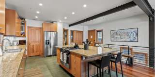 265 Ontario Avenue Gallery 5