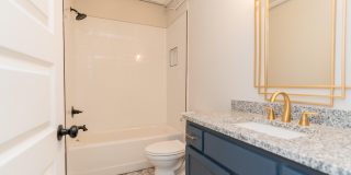 614 E Main Street Gallery 9