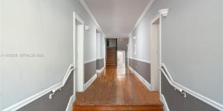 4349 Sheridan Ave Gallery 21