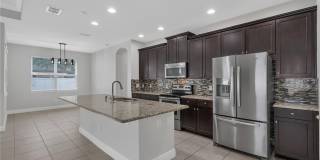 12826 WOODMERE CLOSE DR Gallery 19