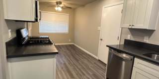 Desirable 3 bedroom 2 bath home Gallery 12