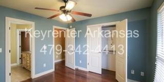 Gorgeous home in Bentonville! Gallery 13