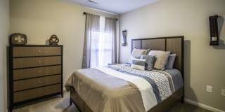 Vintage Creekwood Park Apartments Gallery 7