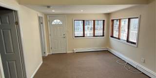28 New Hampshire Street Gallery 9