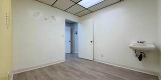 First Floor Commercial Space in Perfect Oakland Location Right on Boulevard of the Allies! CALL TODAY! Gallery 12