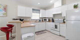 1712 SW Santa Barbara Place Gallery 3
