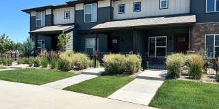 Beautiful 3 Bed 2.5 Bath Townhome with 2 Car Garage in Longmont Beautiful 3 Bed 2.5 Bath Townhome with 2 Car Garage in Longmont Gallery 28