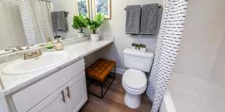 The View at Waters Edge Gallery 13