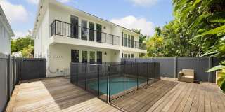 2938 Catalina St Gallery 25