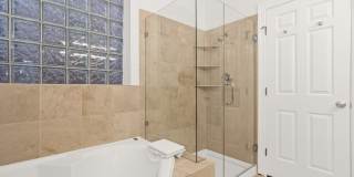 3928 N GREENVIEW Avenue Gallery 17